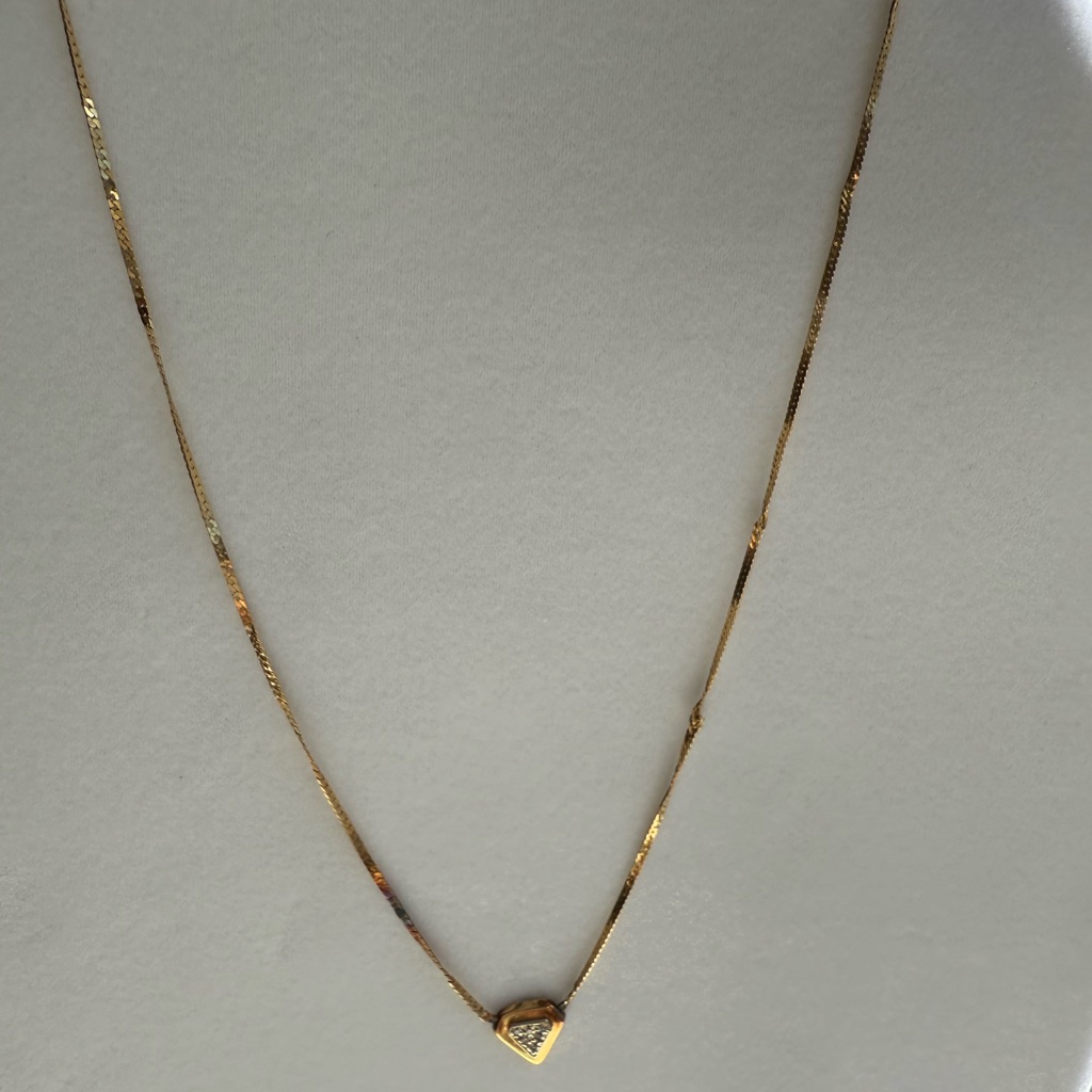 Source Unknown Gold Heart Charm Necklace With Diamond Accent